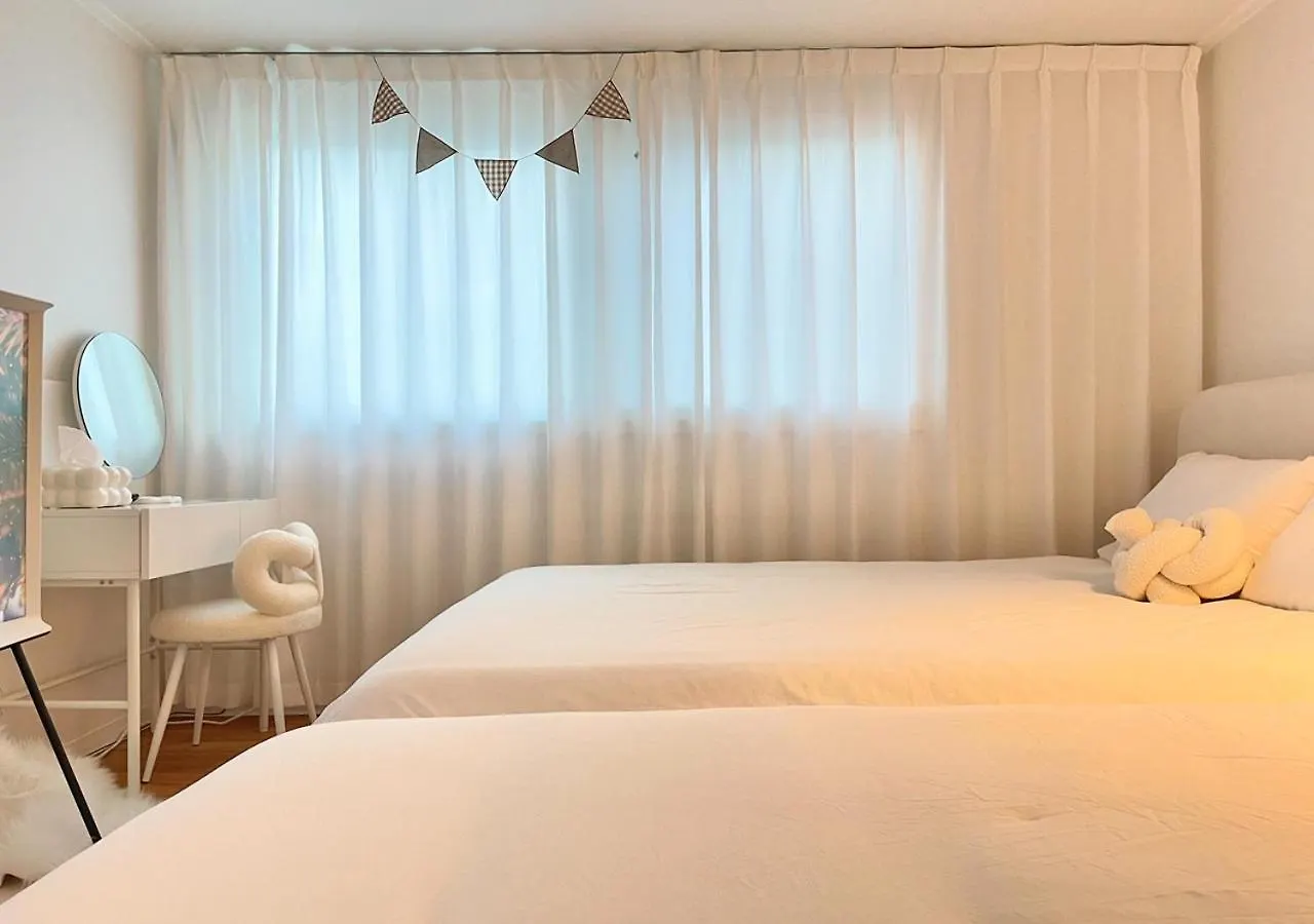 A Low-Rise Family Bed For 4 People, Seoul Healing Stay, Love Forest Stay